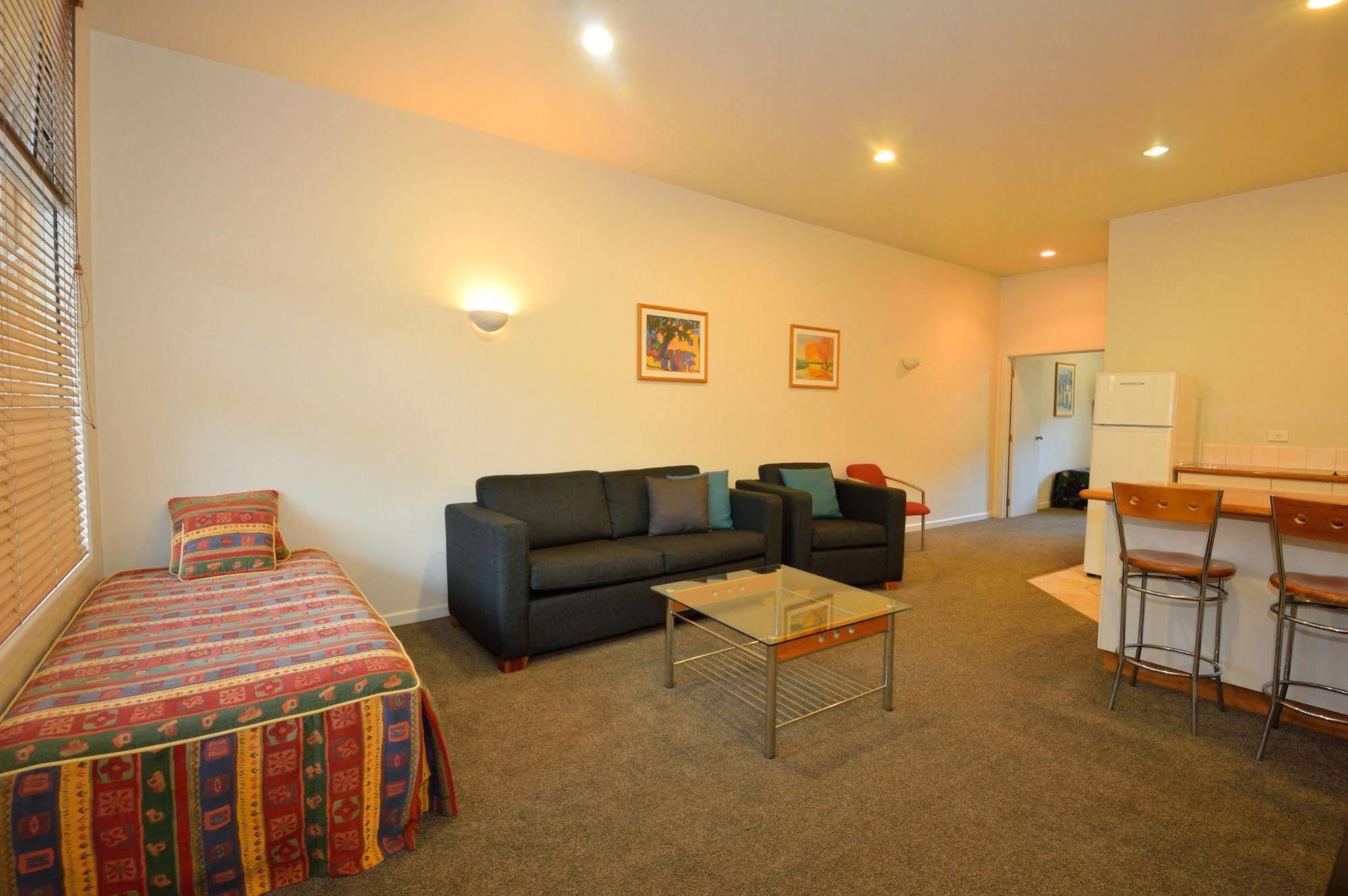 Ocean Beach Motor Lodge ギズボーン エクステリア 写真